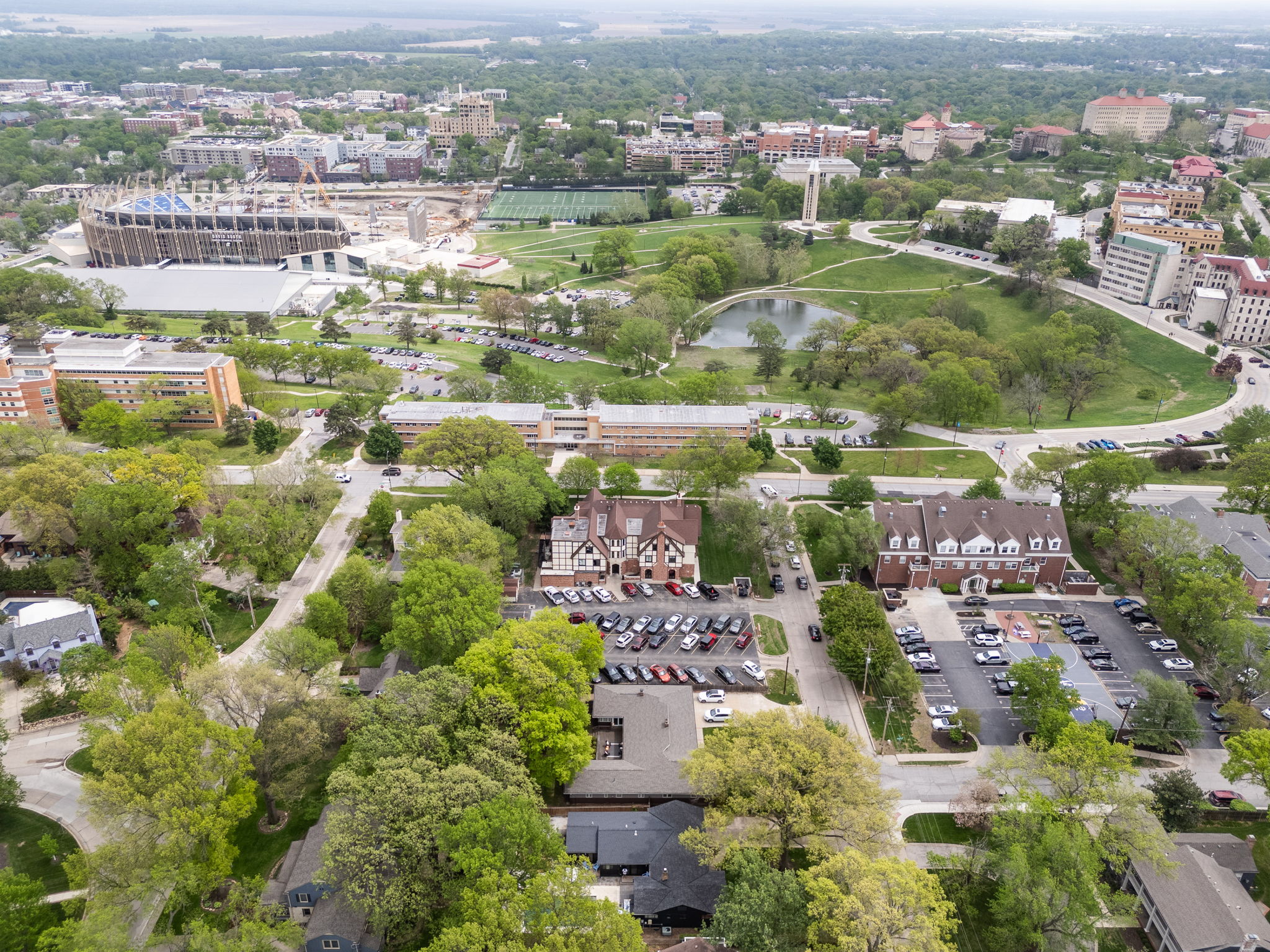 Campus & Stadium