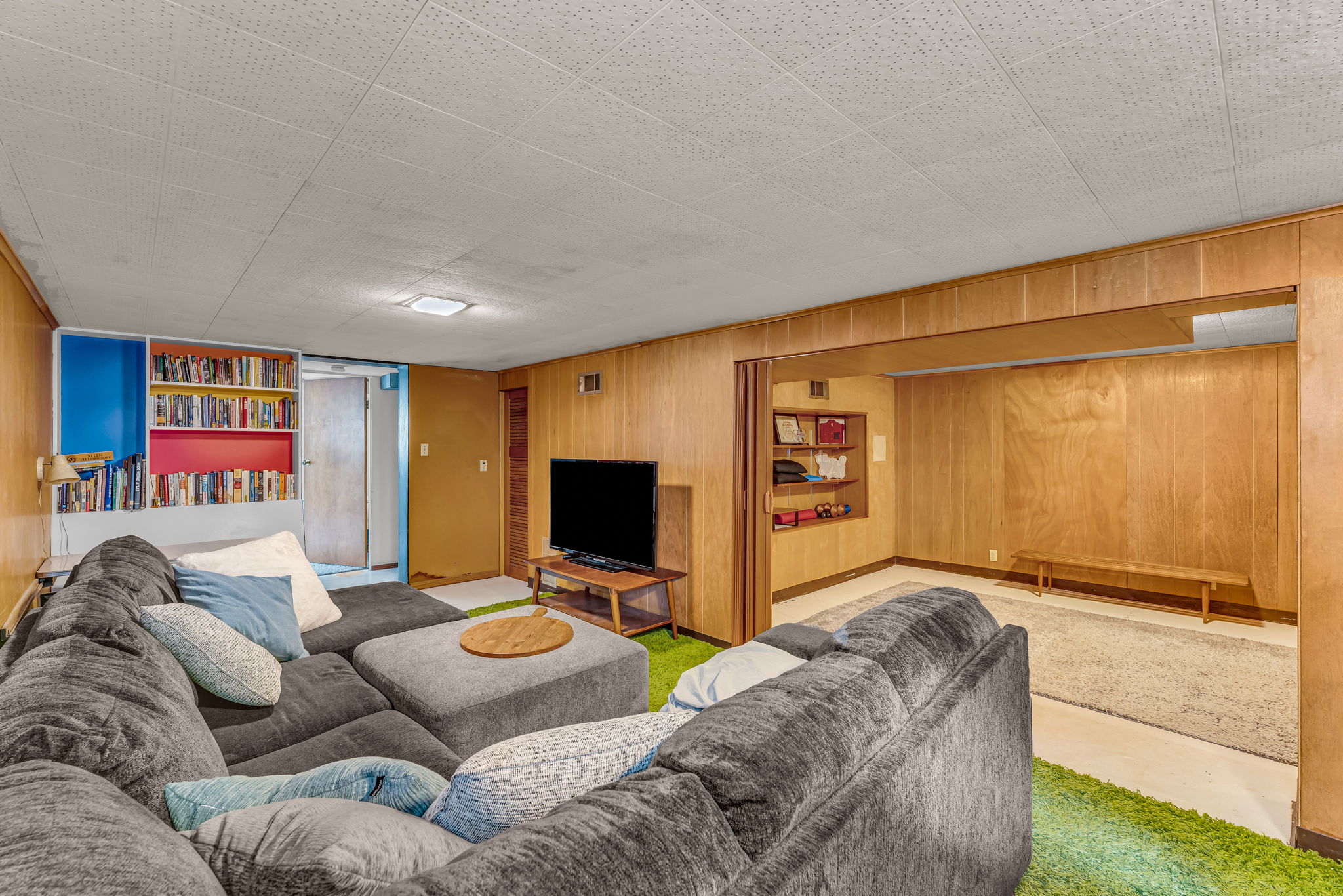 Basement — Lounge